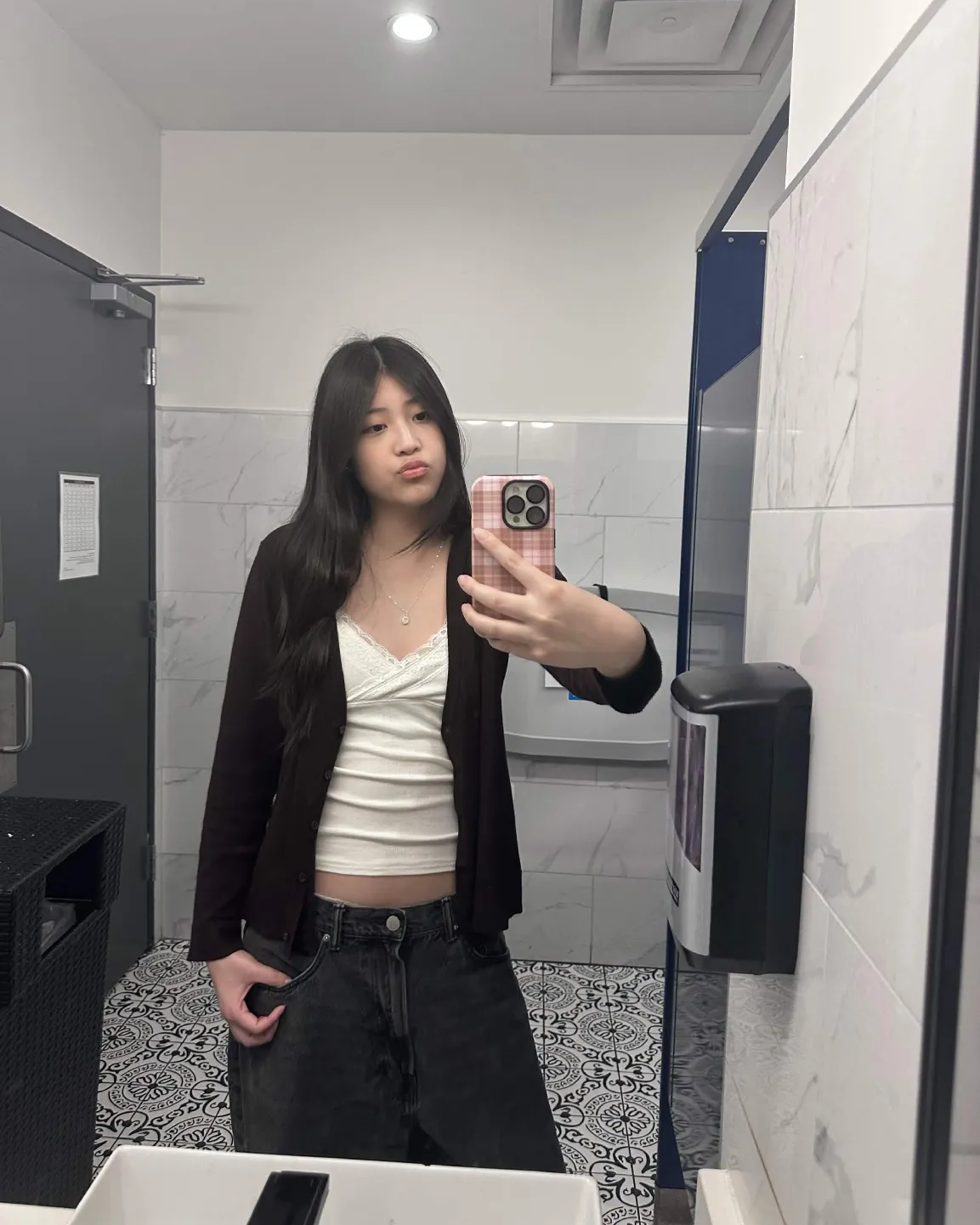 Ellina S.